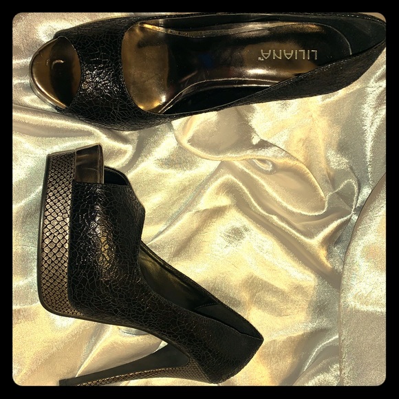 Heels - Picture 1 of 5